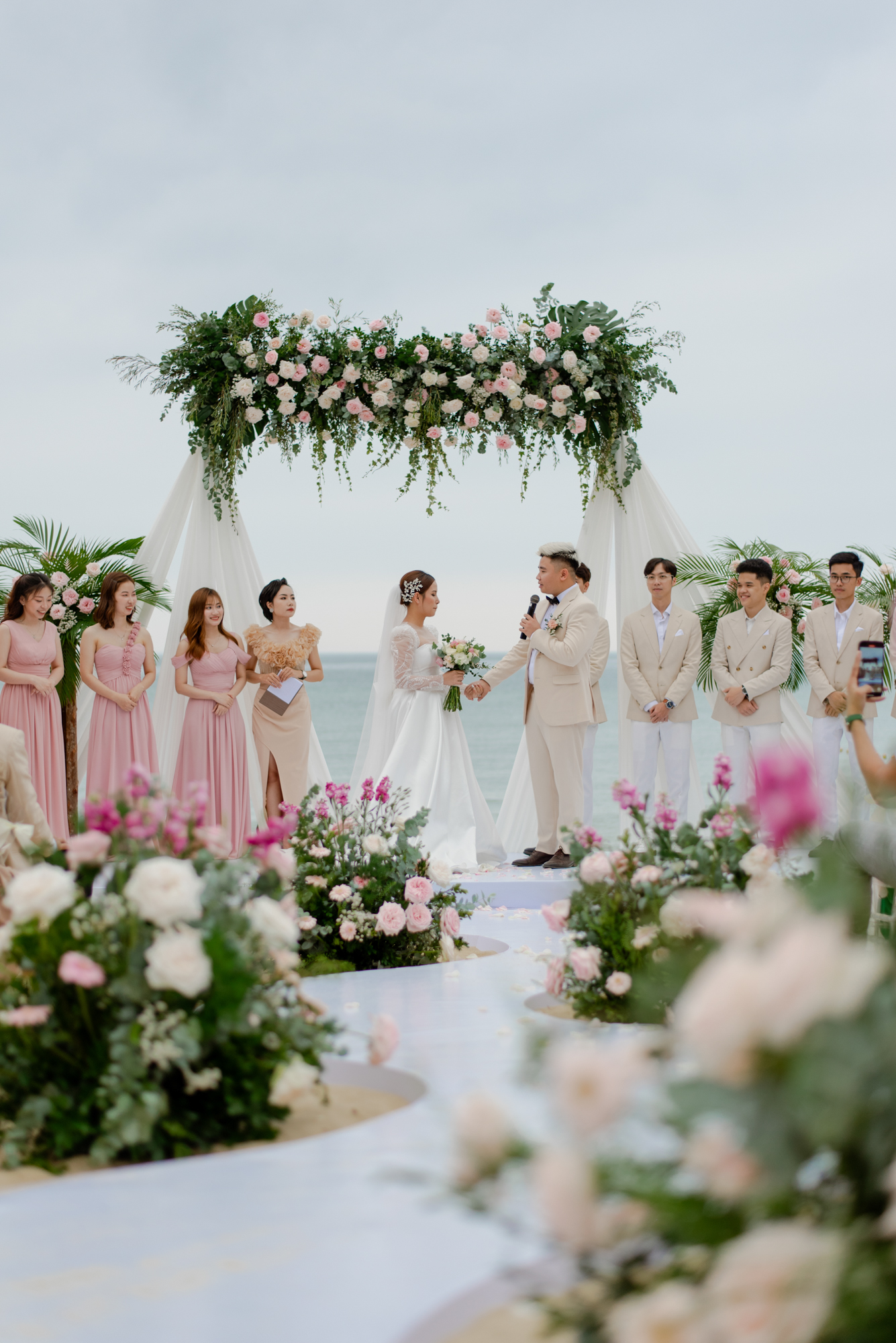 Mai Hung Wedding at InterContinental Danang Sun Peninsula Resort - DNX Wedding Planner